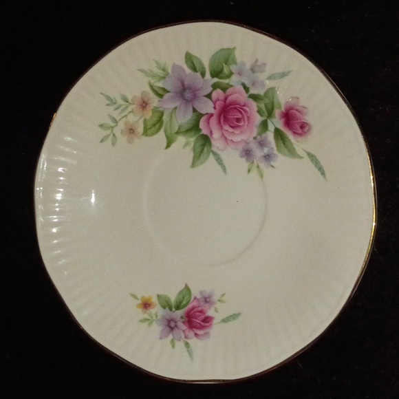 Floral Teacup and Saucer Set (Royal Minster)Bone China England - Picture 7 of 7